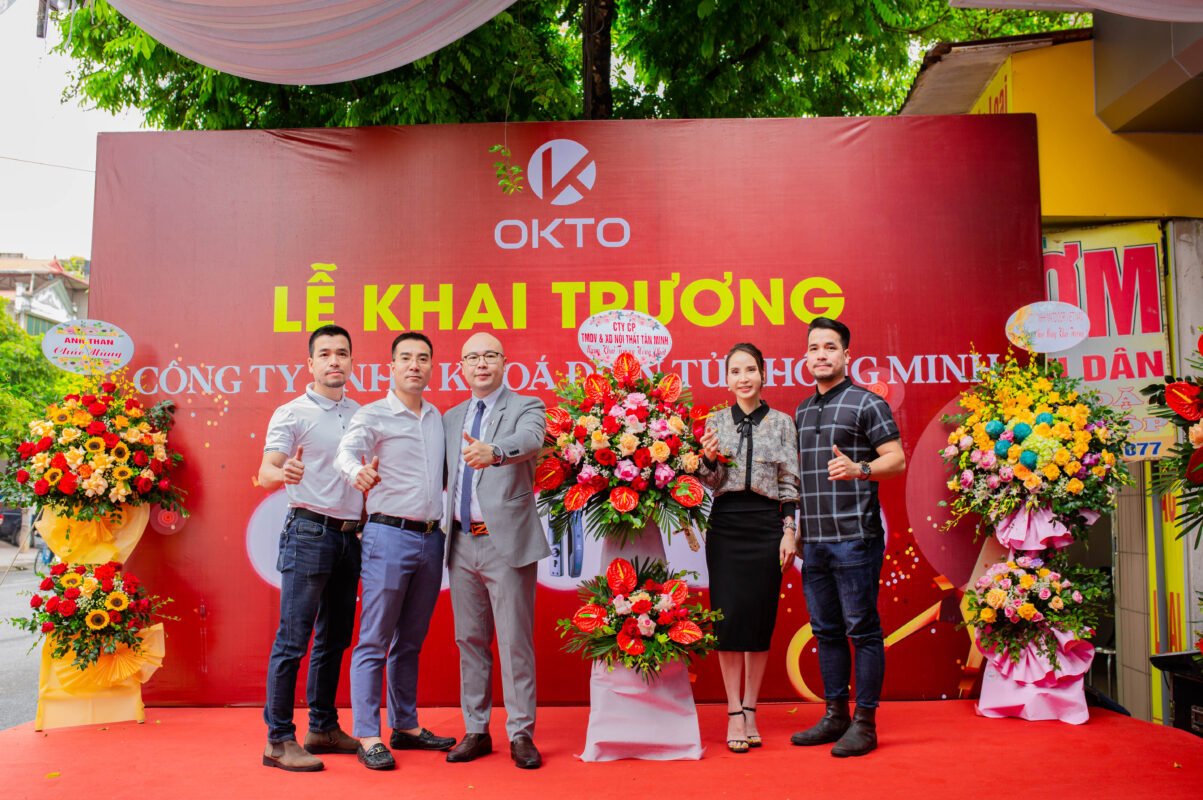 tổ chức sự kiện