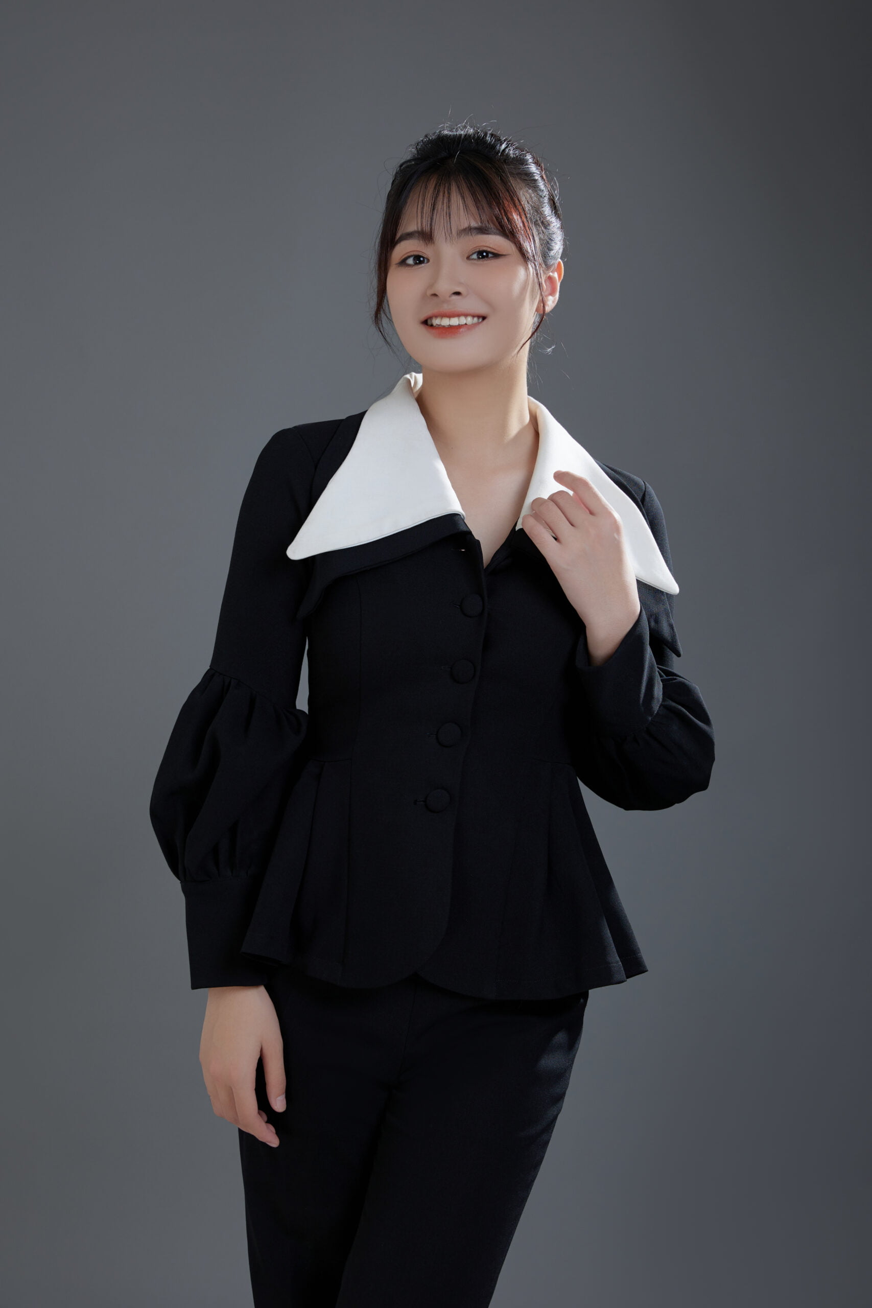 Z-Models 23 - Công ty truyền thông tổ chức sự kiện Z-Models R6B 8014 scaled - Công ty truyền thông tổ chức sự kiện Z-Models